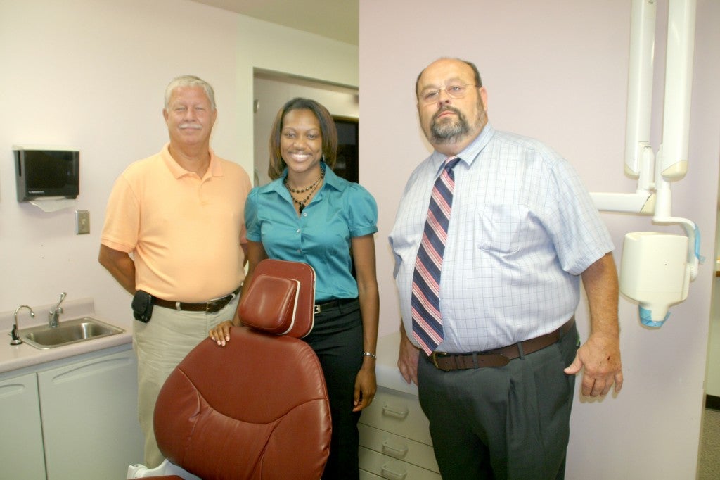 Dr. Epps to open new dental practice The RoanokeChowan NewsHerald The RoanokeChowan News